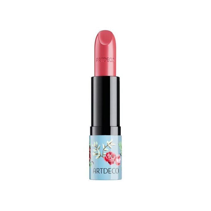 Помада для губ увлажняющая Perfect Color Lipstick VISAGEHALL
