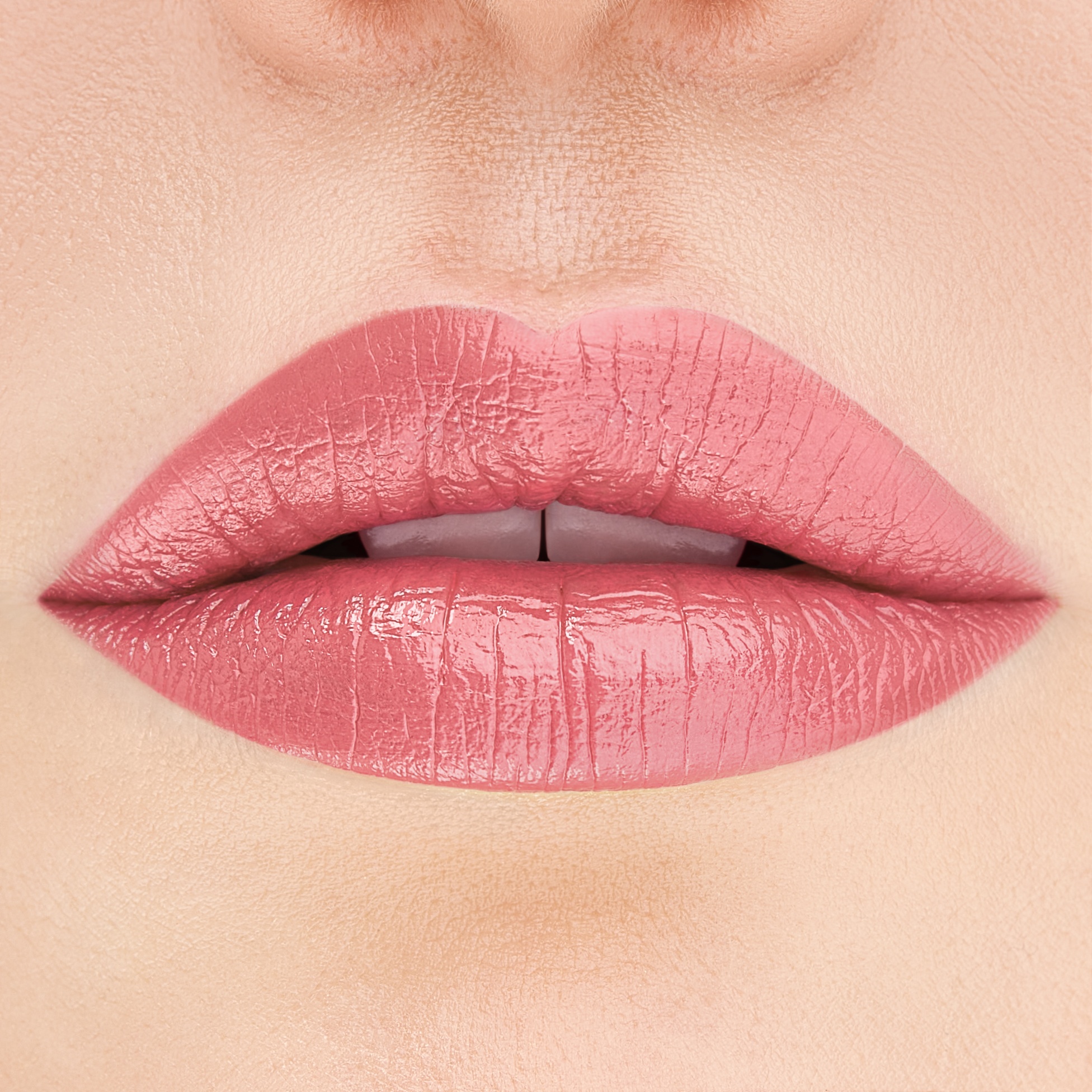 Помада для губ Ultra Rich Color Lipstick