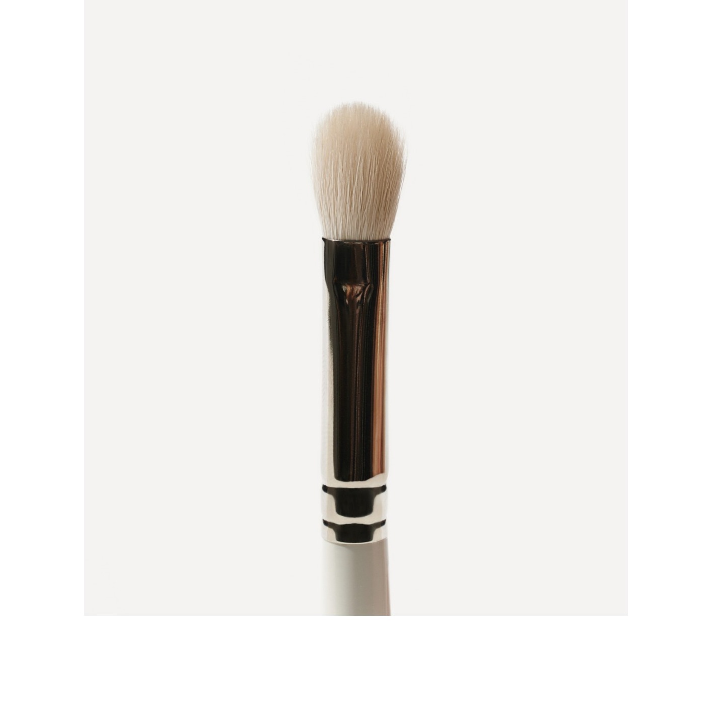 Кисть для макияжа глаз Япония 306 купить в VISAGEHALL