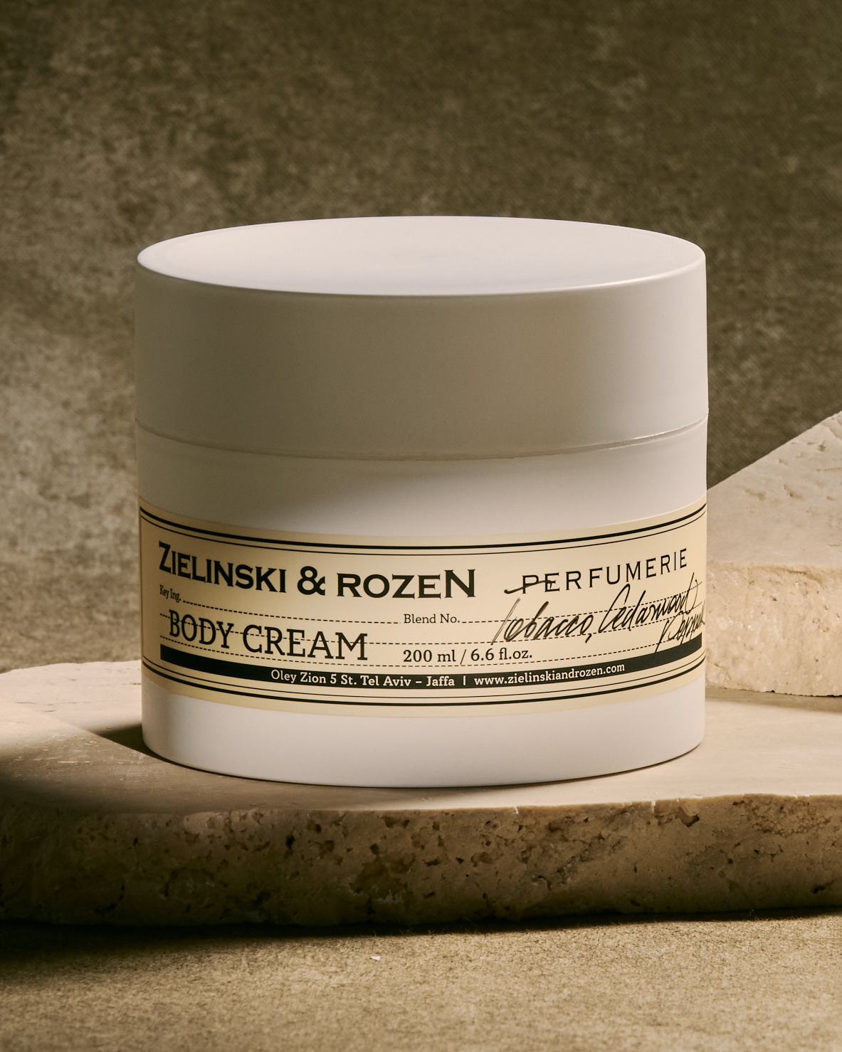 Крем для тела Табак, Кедр, Перец  купить в VISAGEHALL