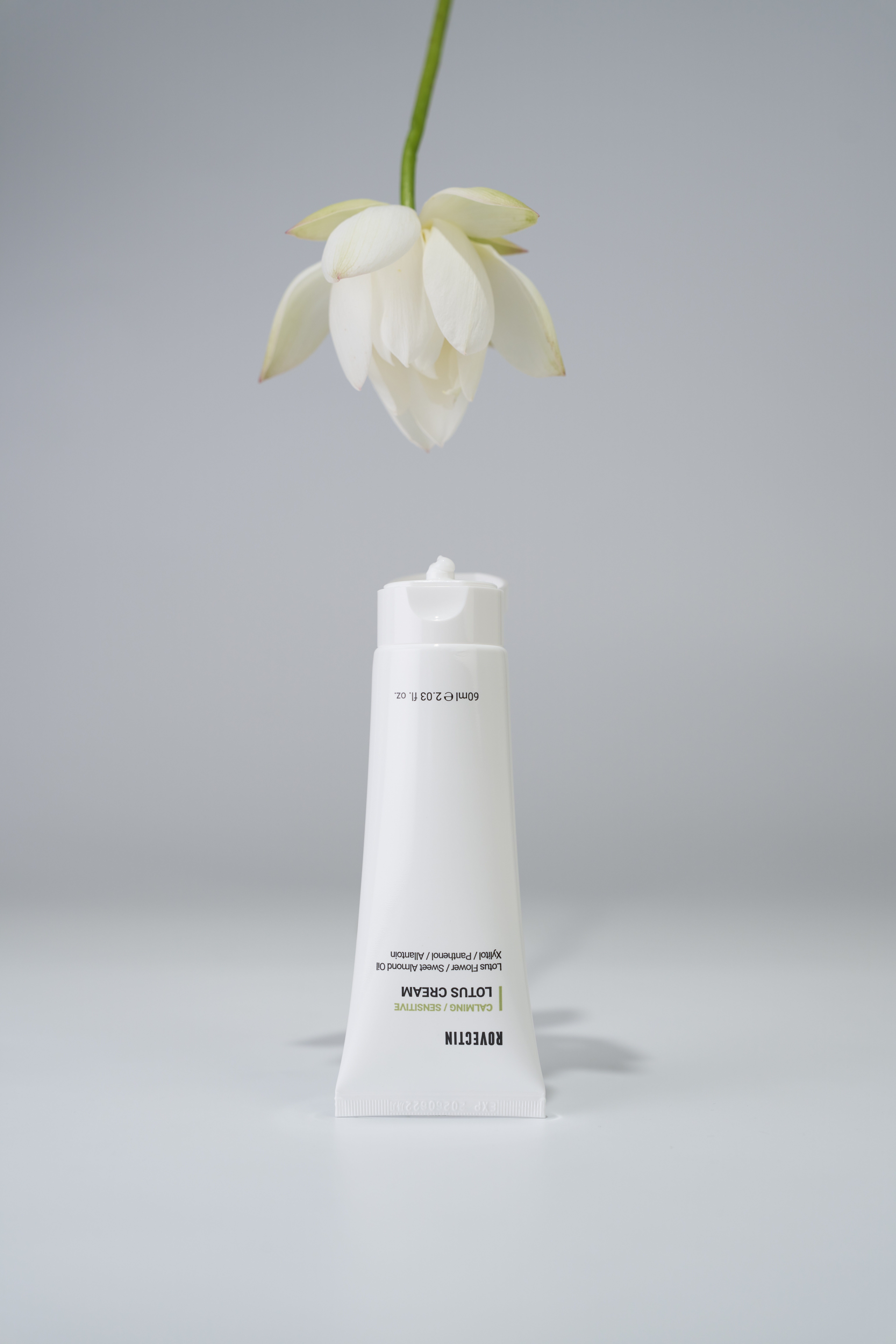 Крем для лица успокаивающий с экстрактом лотоса купить в VISAGEHALL