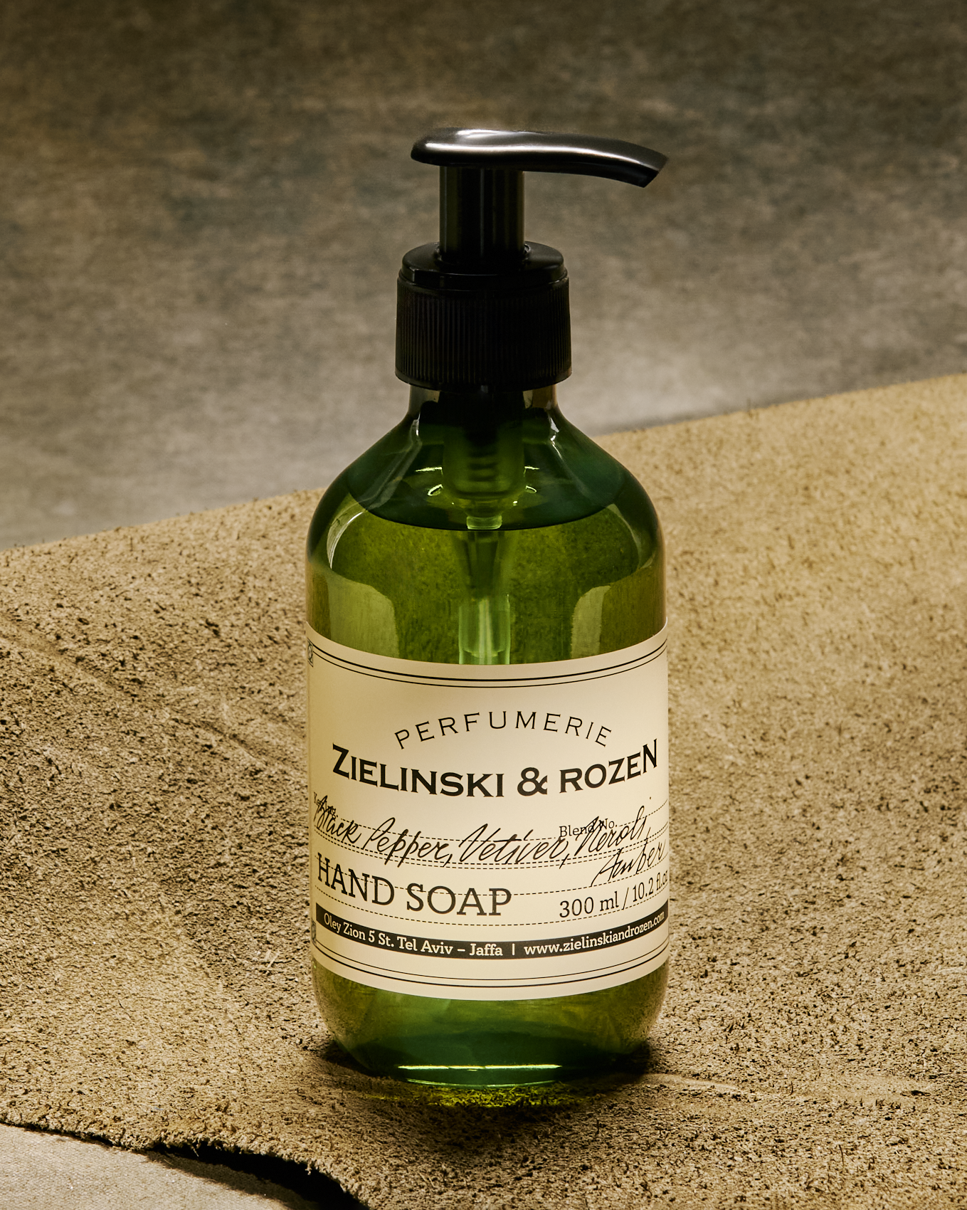 Жидкое мыло Черный перец, Ветивер, Нероли, Амбра купить в VISAGEHALL