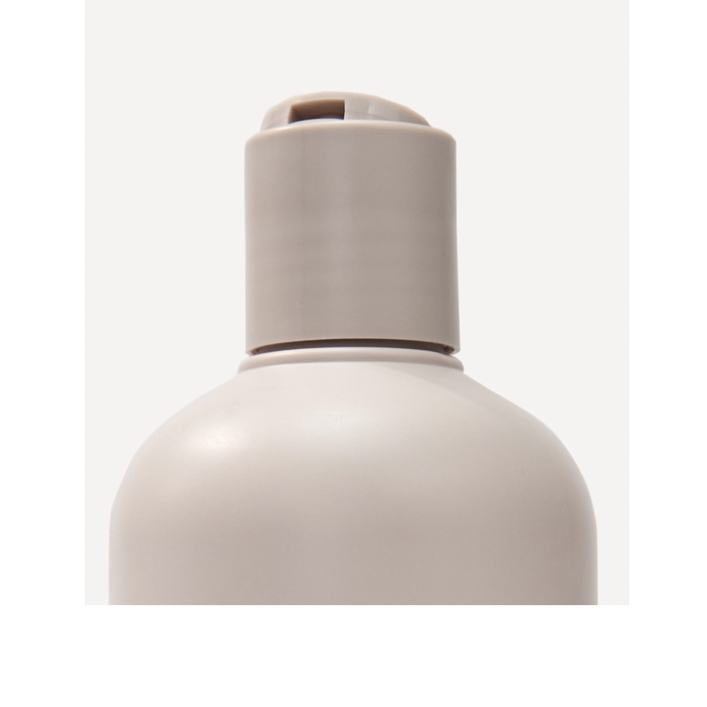 Шампунь для волос питательный для блеска купить в VISAGEHALL