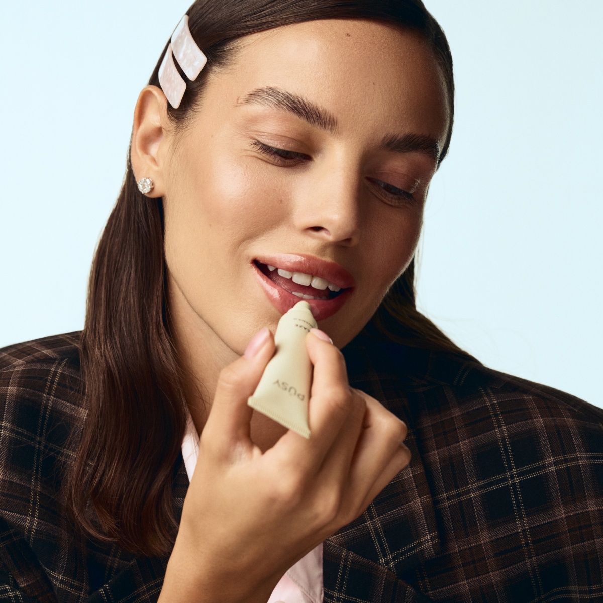 Жидкое стекло для губ купить в VISAGEHALL