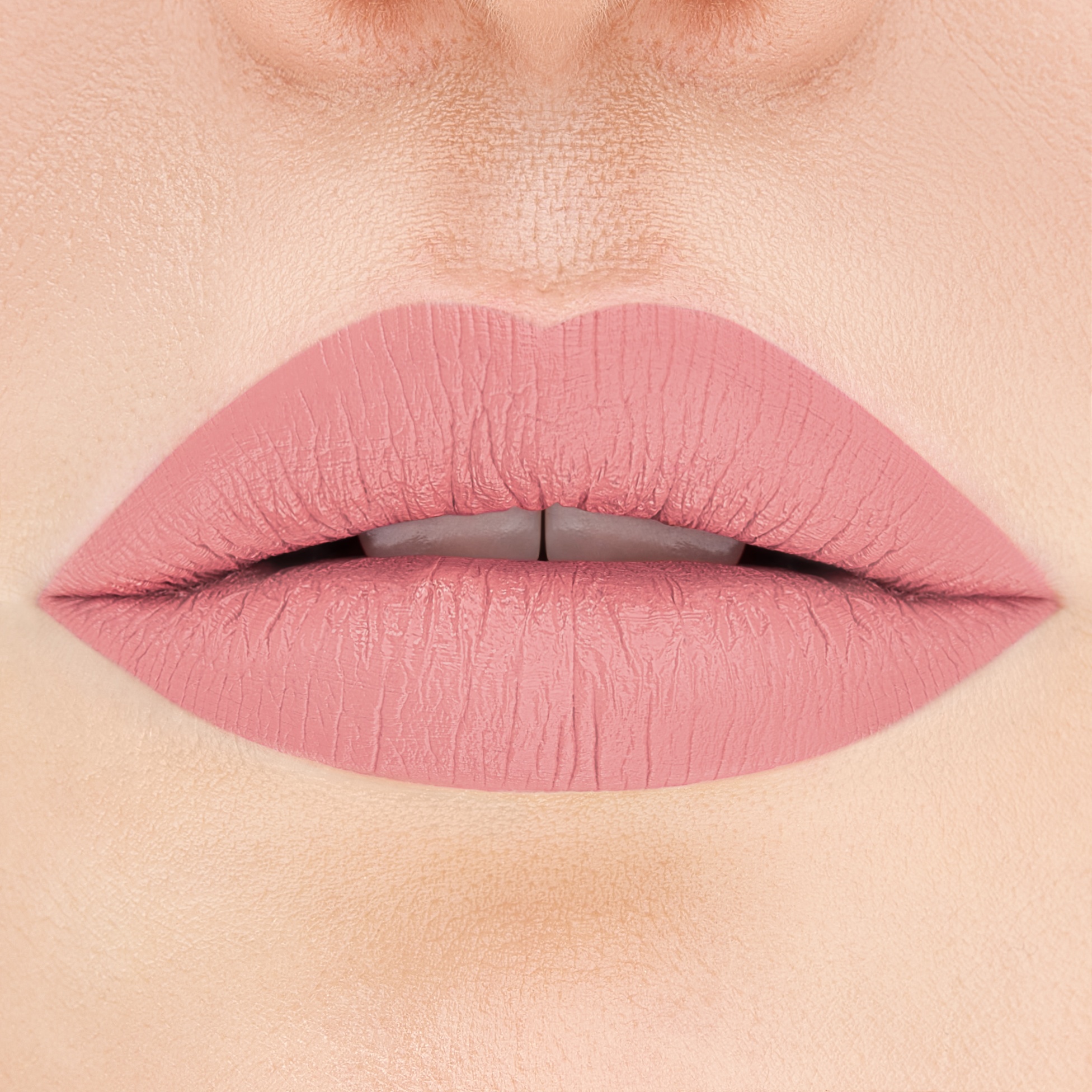 Помада для губ матовая Mattemoist Lipstick 