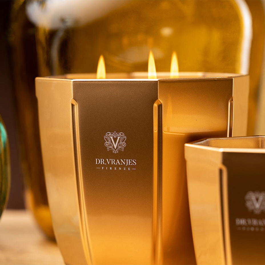 Ароматическая свеча Oud Nobile Gold 