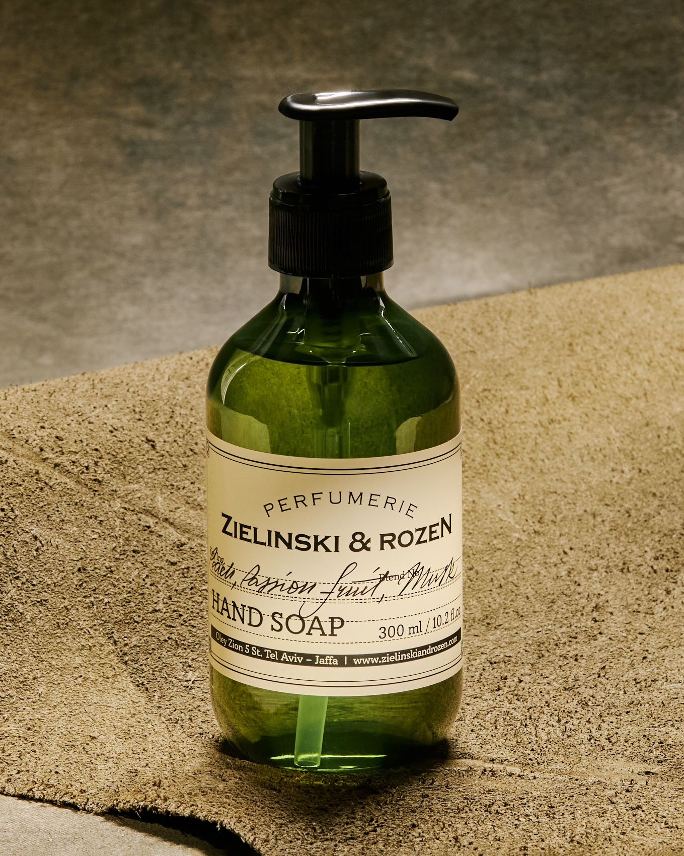 Жидкое мыло Персик, Маракуйя, Мускус купить в VISAGEHALL