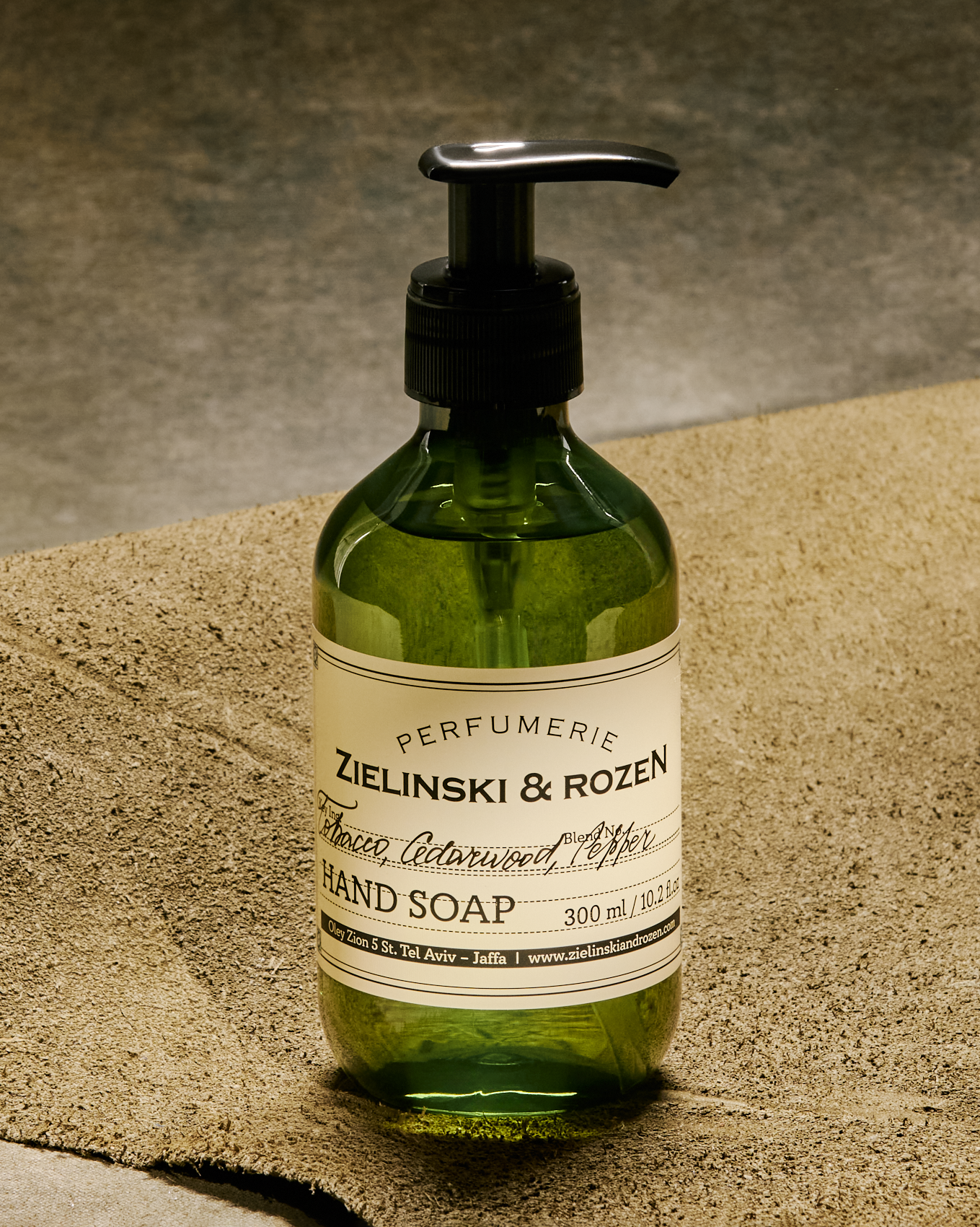 Жидкое мыло Табак, Кедр, Перец  купить в VISAGEHALL