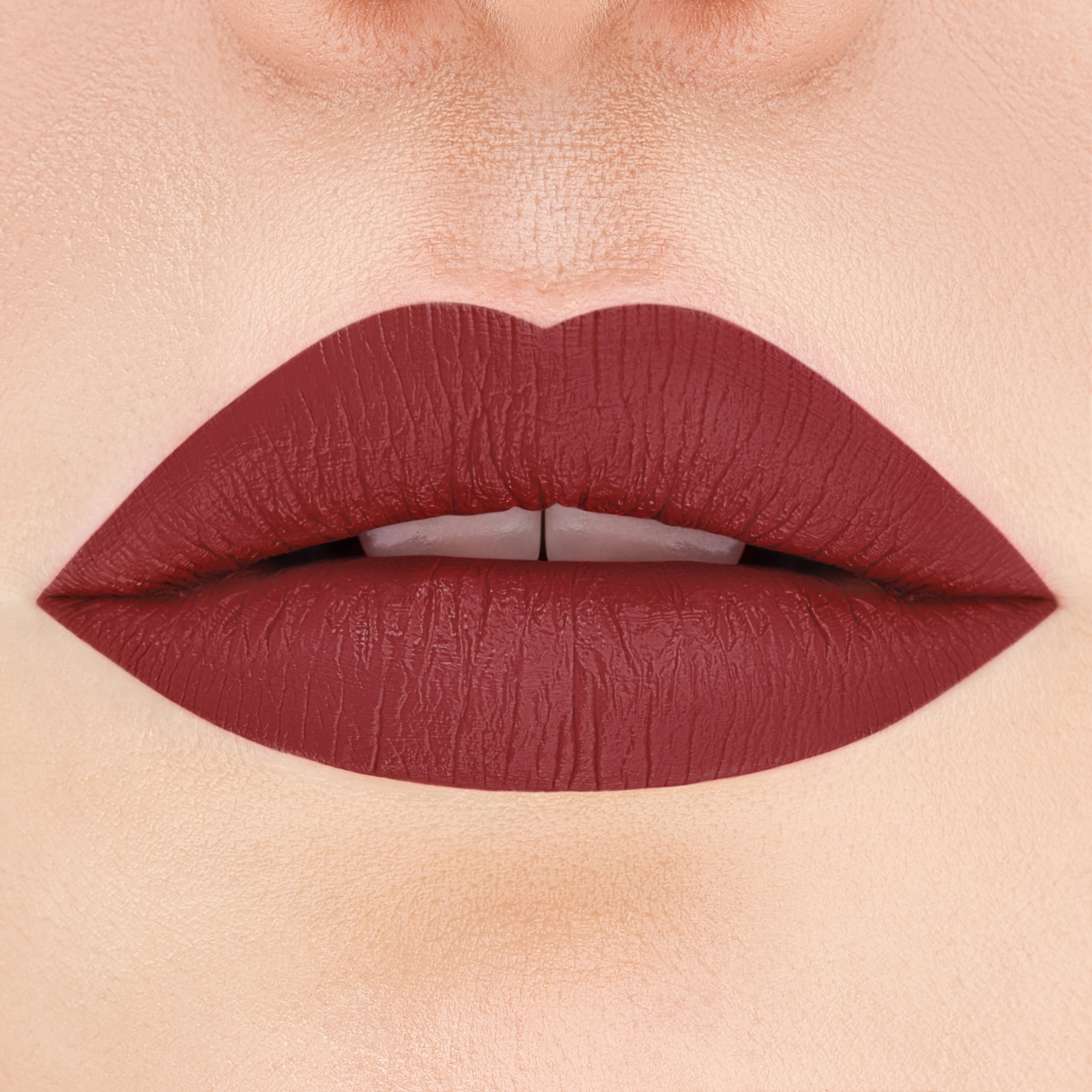 Помада для губ матовая Mattemoist Lipstick 