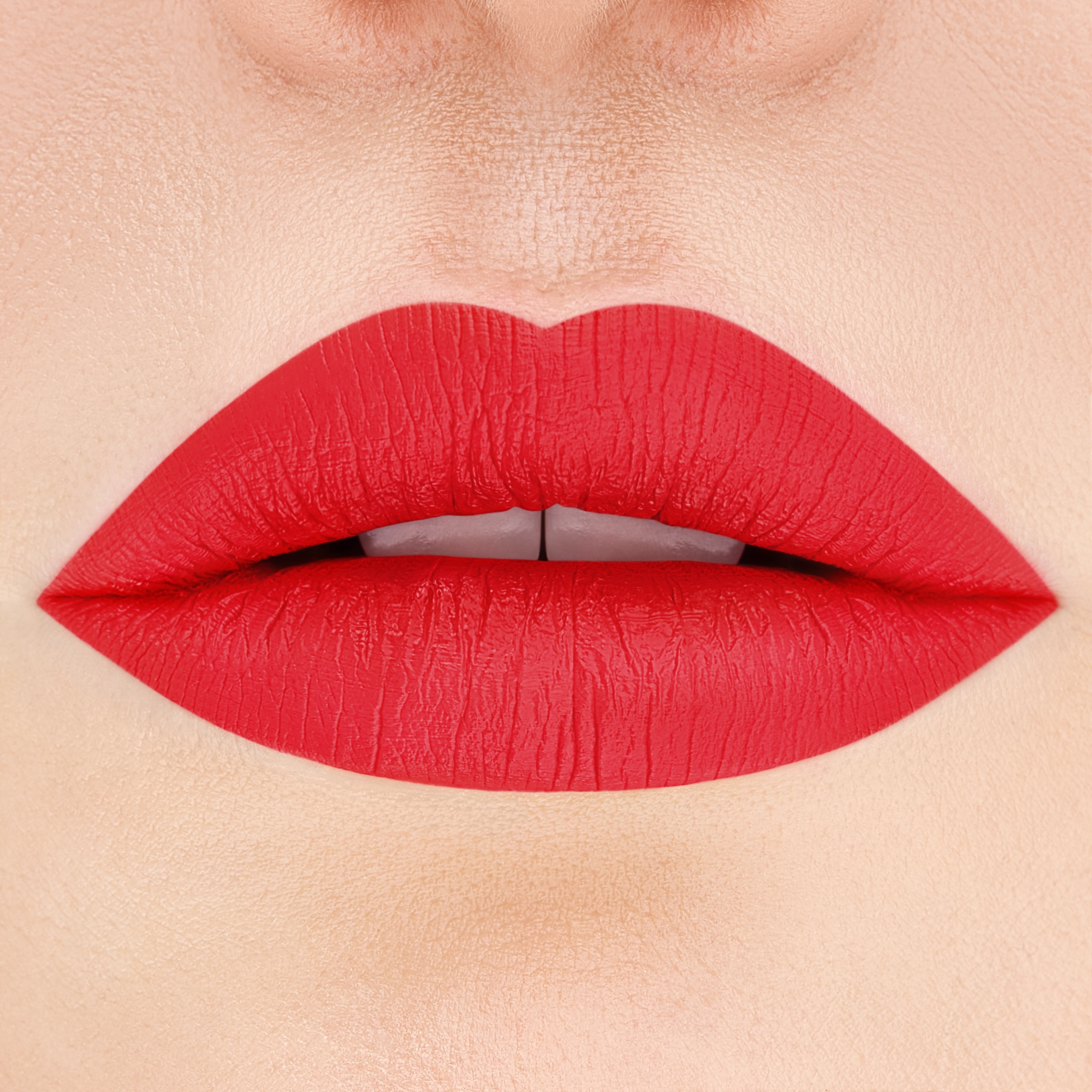 Помада для губ матовая Mattemoist Lipstick 