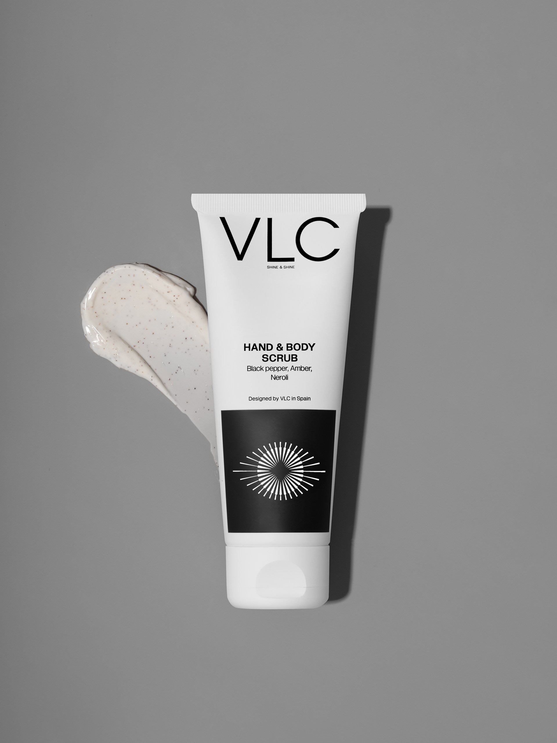 Крем-скраб питательный для рук и тела Black pepper, neroli, amber купить в VISAGEHALL