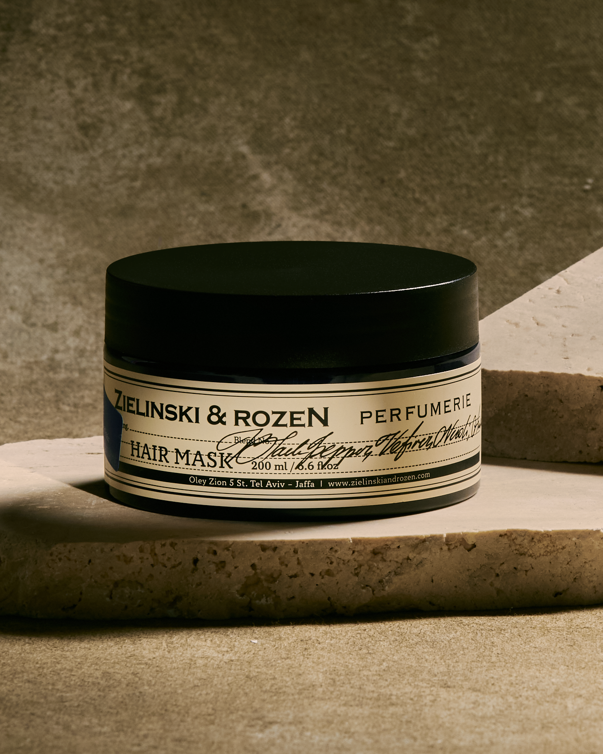 Маска для светлых окрашенных волос Черный перец, Ветивер, Нероли, Амбра купить в VISAGEHALL