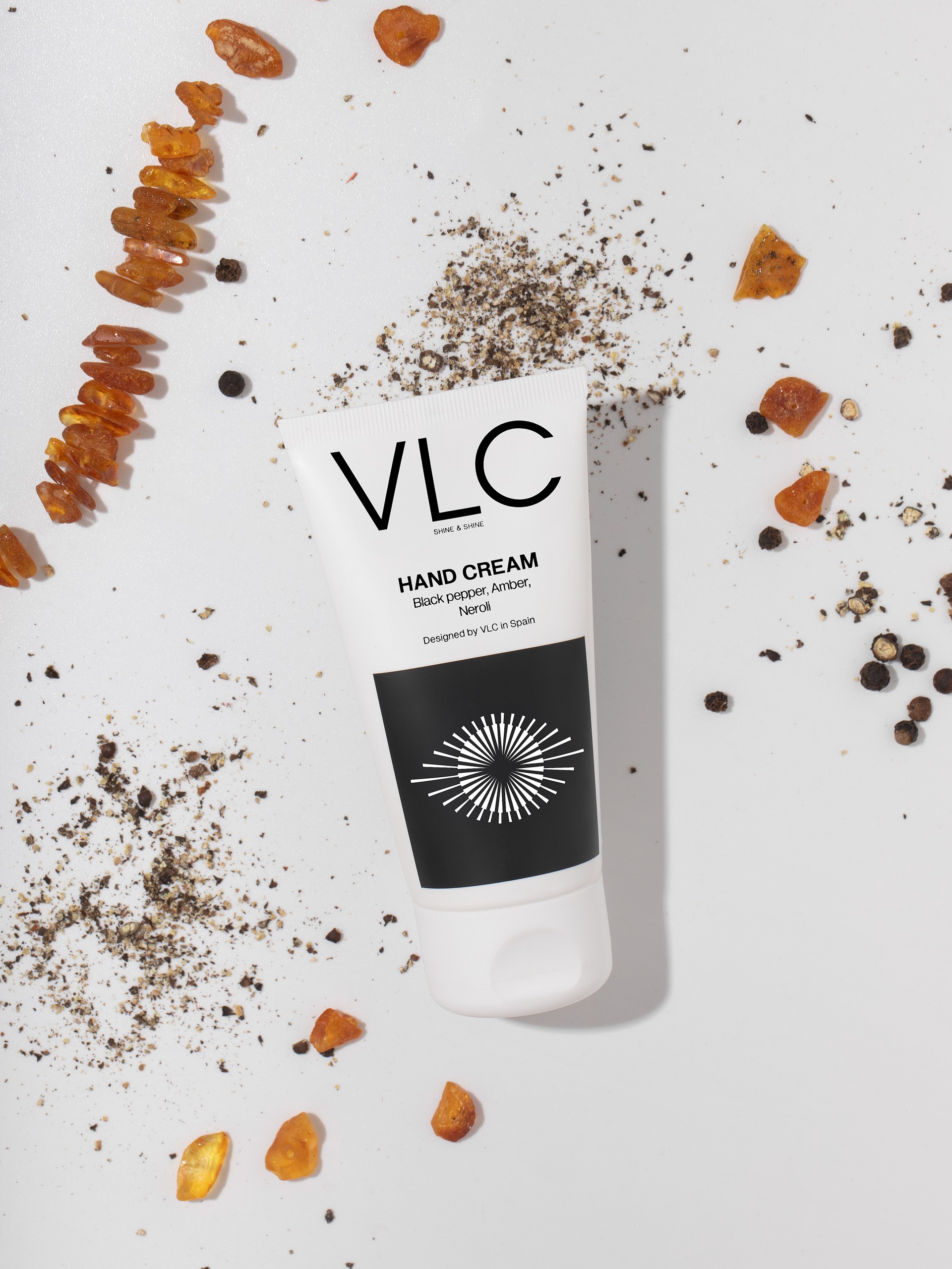 Крем для рук питательный Black pepper, Neroli, Amber купить в VISAGEHALL