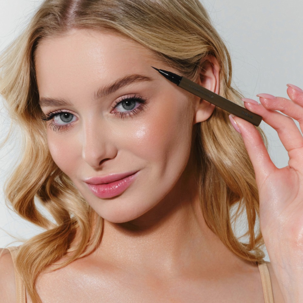 Лайнер для бровей Eyebrow Liner