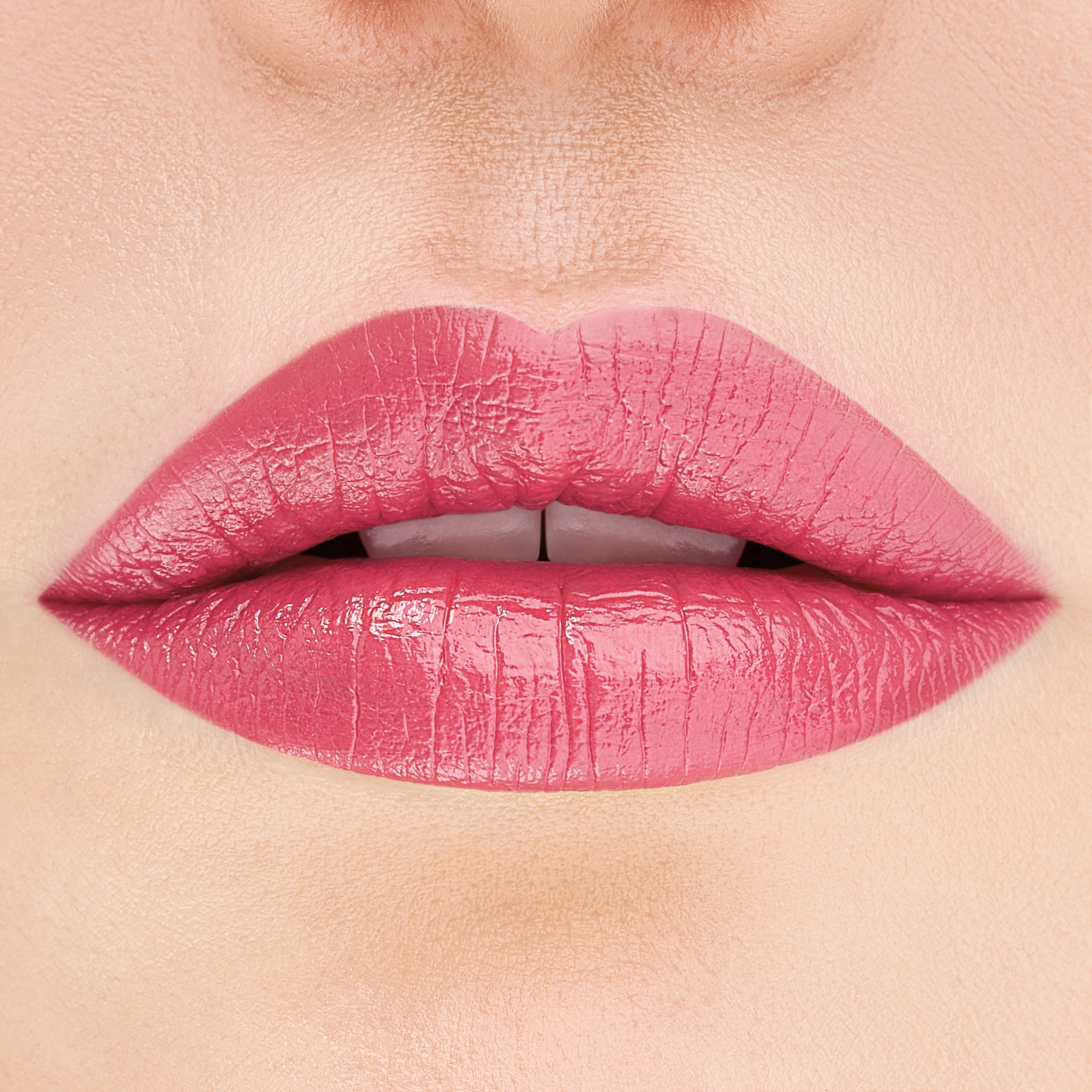 Помада для губ Ultra Rich Color Lipstick