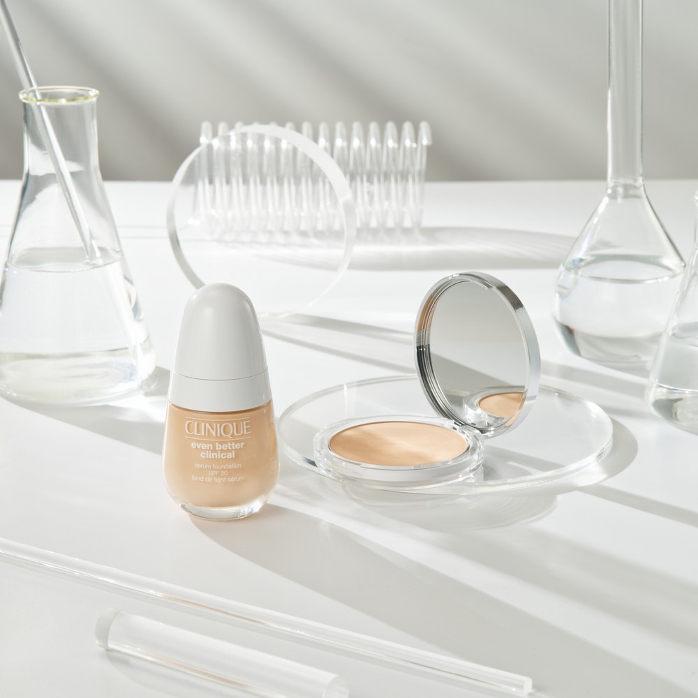 Пудра компактная с антиоксидантами Almost Powder Make-up SPF15 