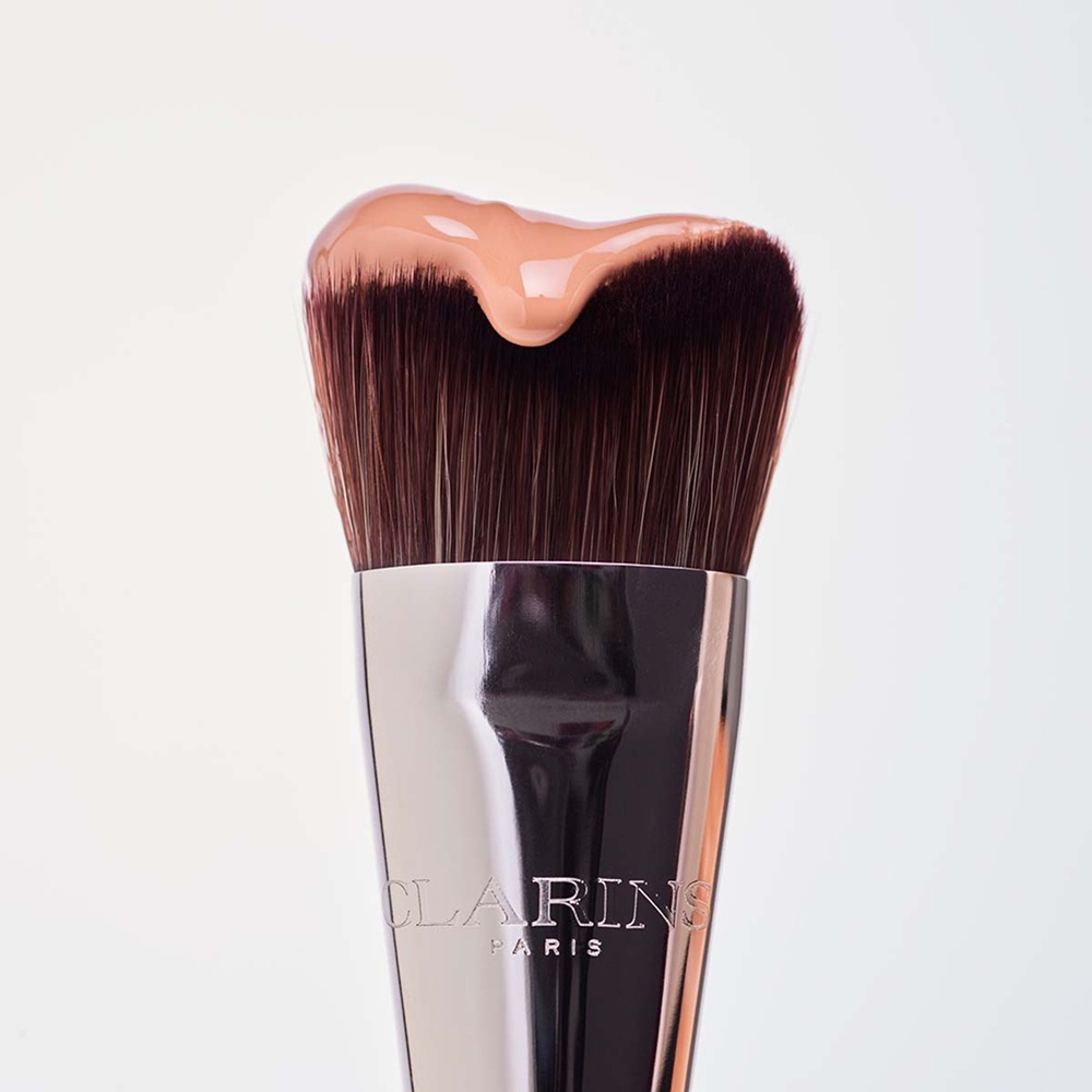 Кисть для тона, усиливающая эффект лифтинга Gua Sha-Inspired Foundation Brush купить в VISAGEHALL