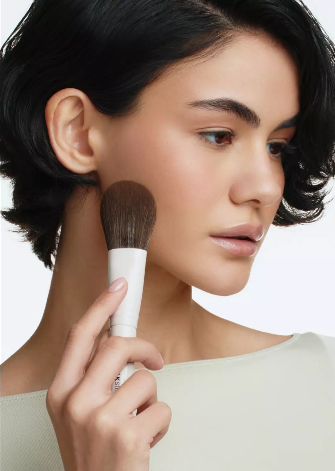 Кисть для пудры и румян 01 купить в VISAGEHALL