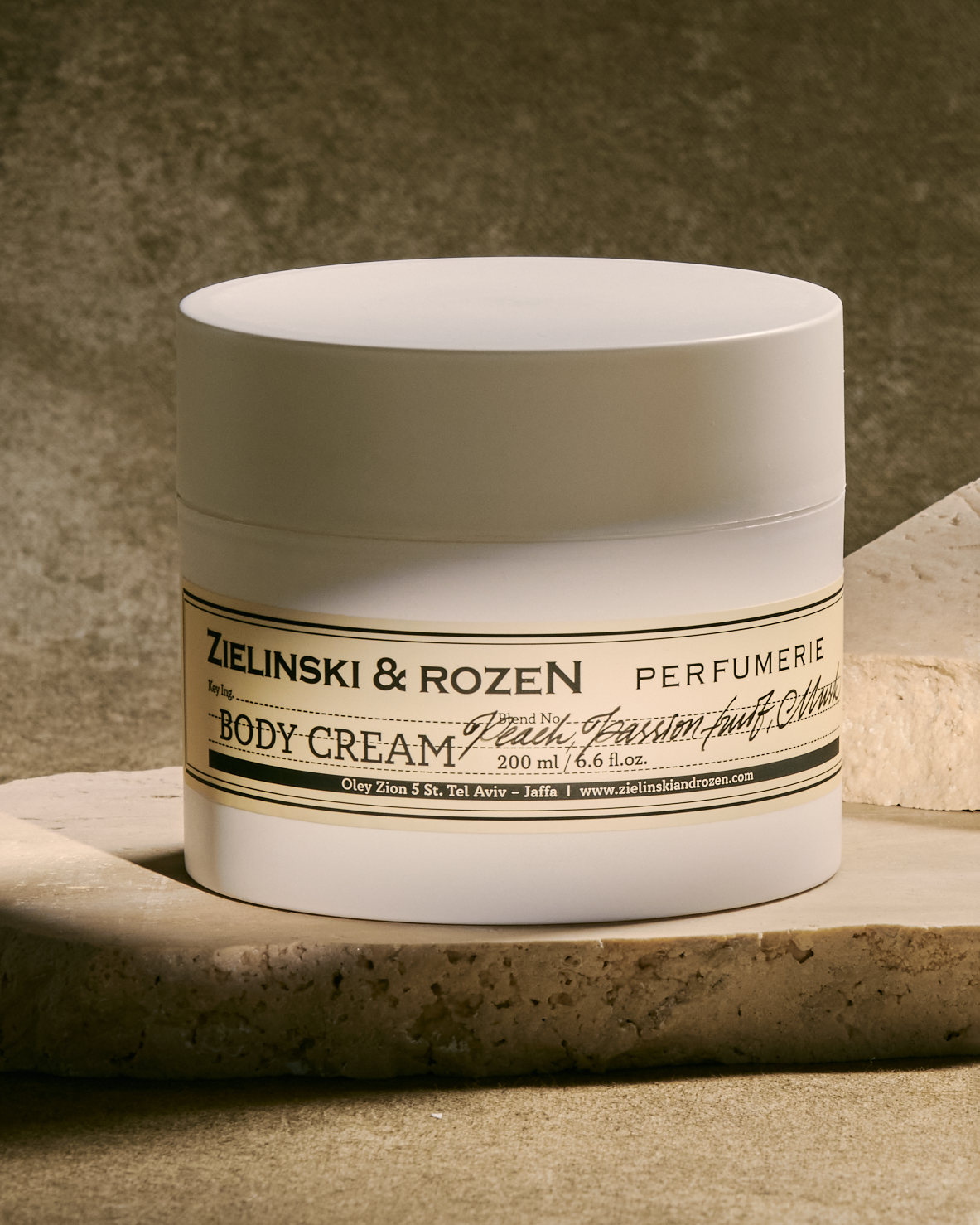 Крем для тела Персик, Маракуйя, Мускус купить в VISAGEHALL