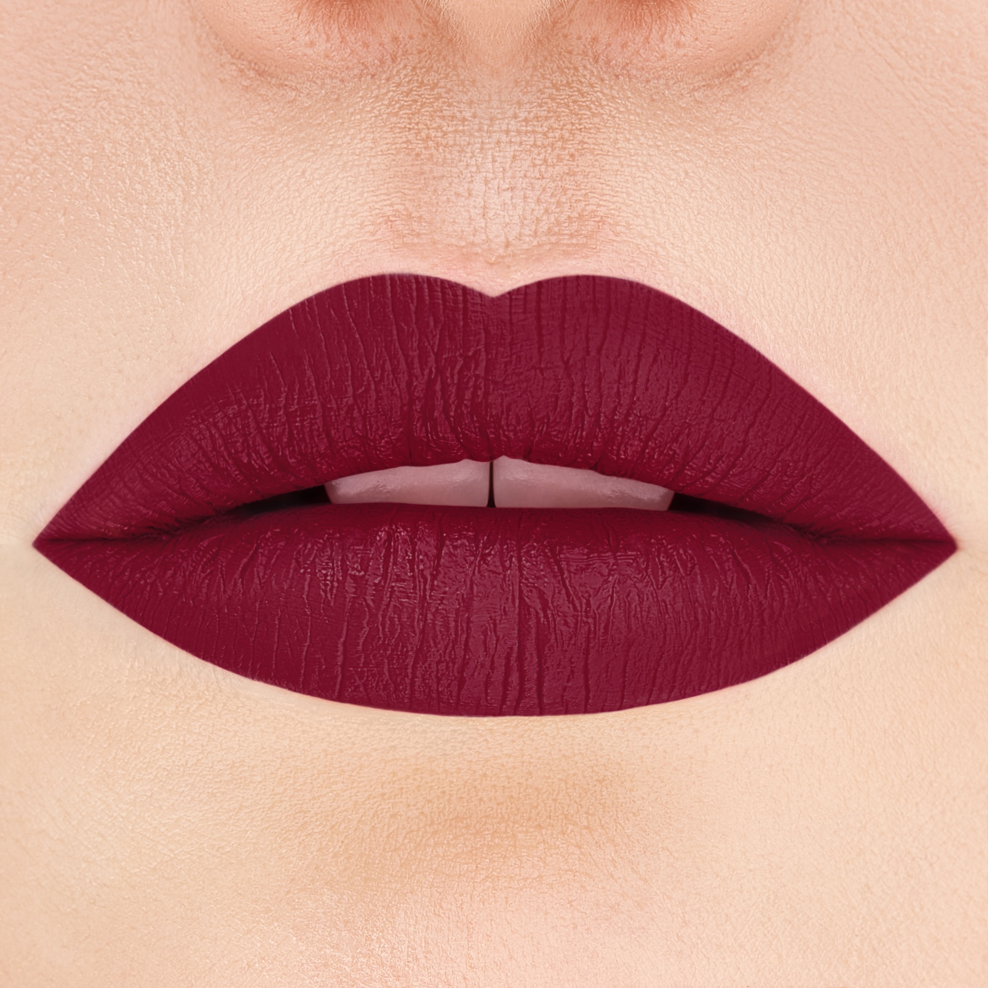 Помада для губ матовая Mattemoist Lipstick 