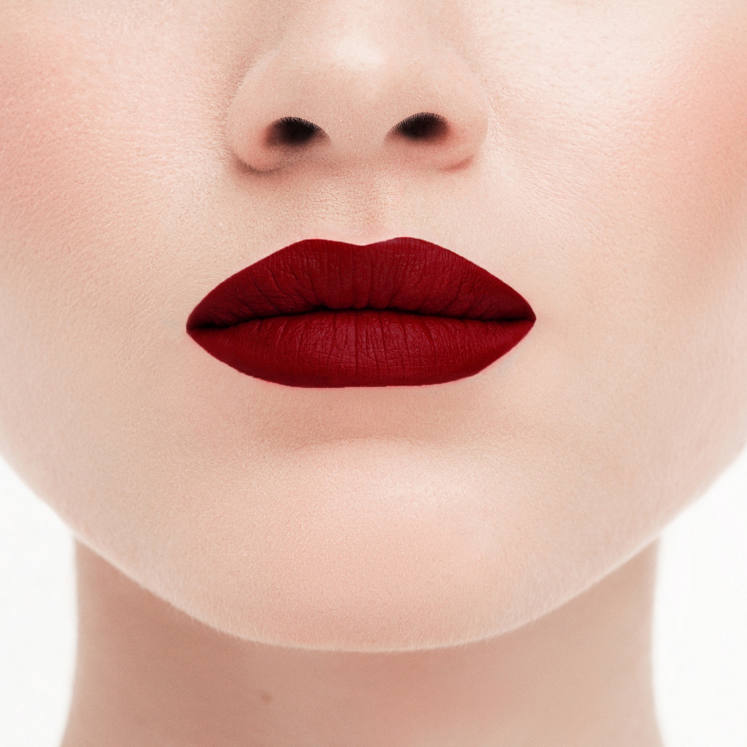 Помада матовая жидкая Superior Matte Liquid Lipstick 