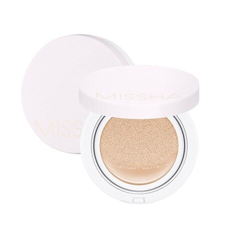 Тональный крем-кушон Magic Cushion Moist Up SPF50+/PA+++ магазин VISAGEHALL являющийся официальным дистрибьютором в России