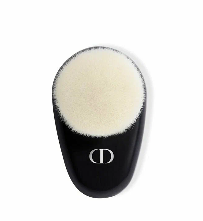 DIOR BACKSTAGE FACE BRUSH~Кисть для макияжа №18