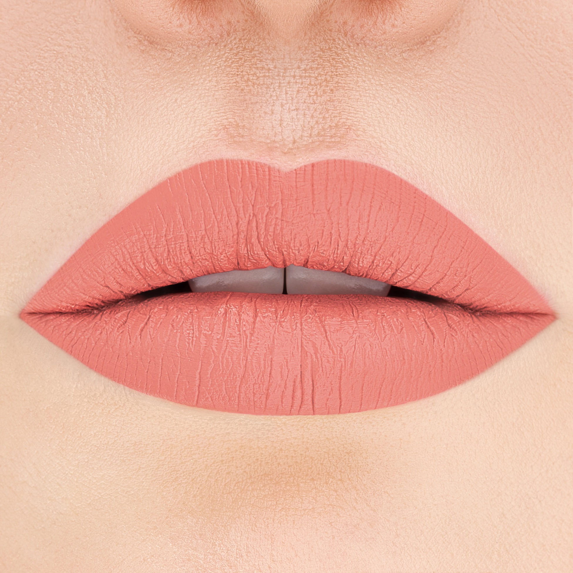 Помада для губ матовая Mattemoist Lipstick 