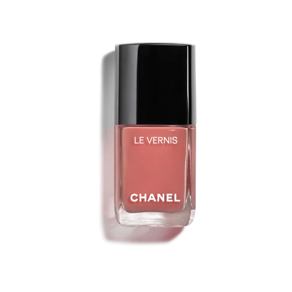 Стойкий лак для ногтей Le Vernis магазин VISAGEHALL являющийся официальным дистрибьютором в России