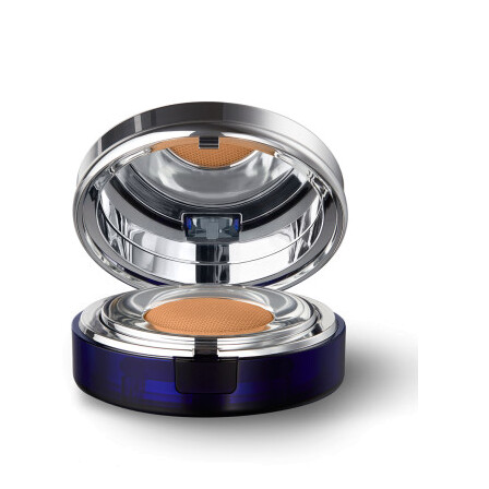 Тональный крем с экстрактом икры Skin Caviar Essence-in-Foundation