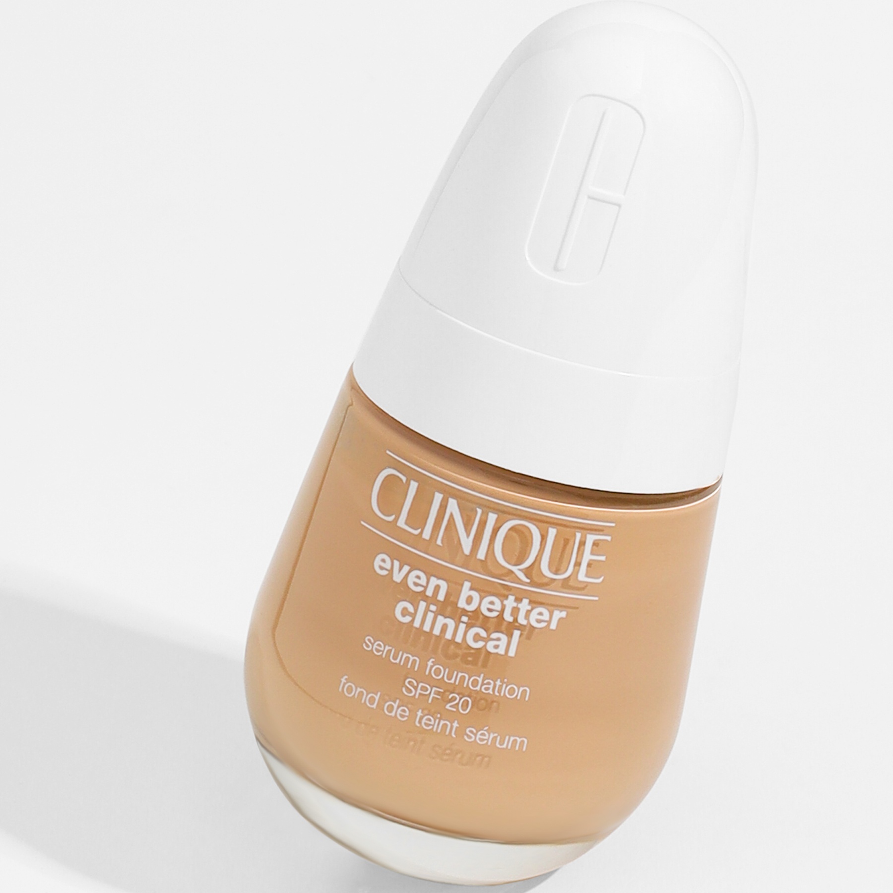 Тональный крем Even Better Clinical Serum SPF20