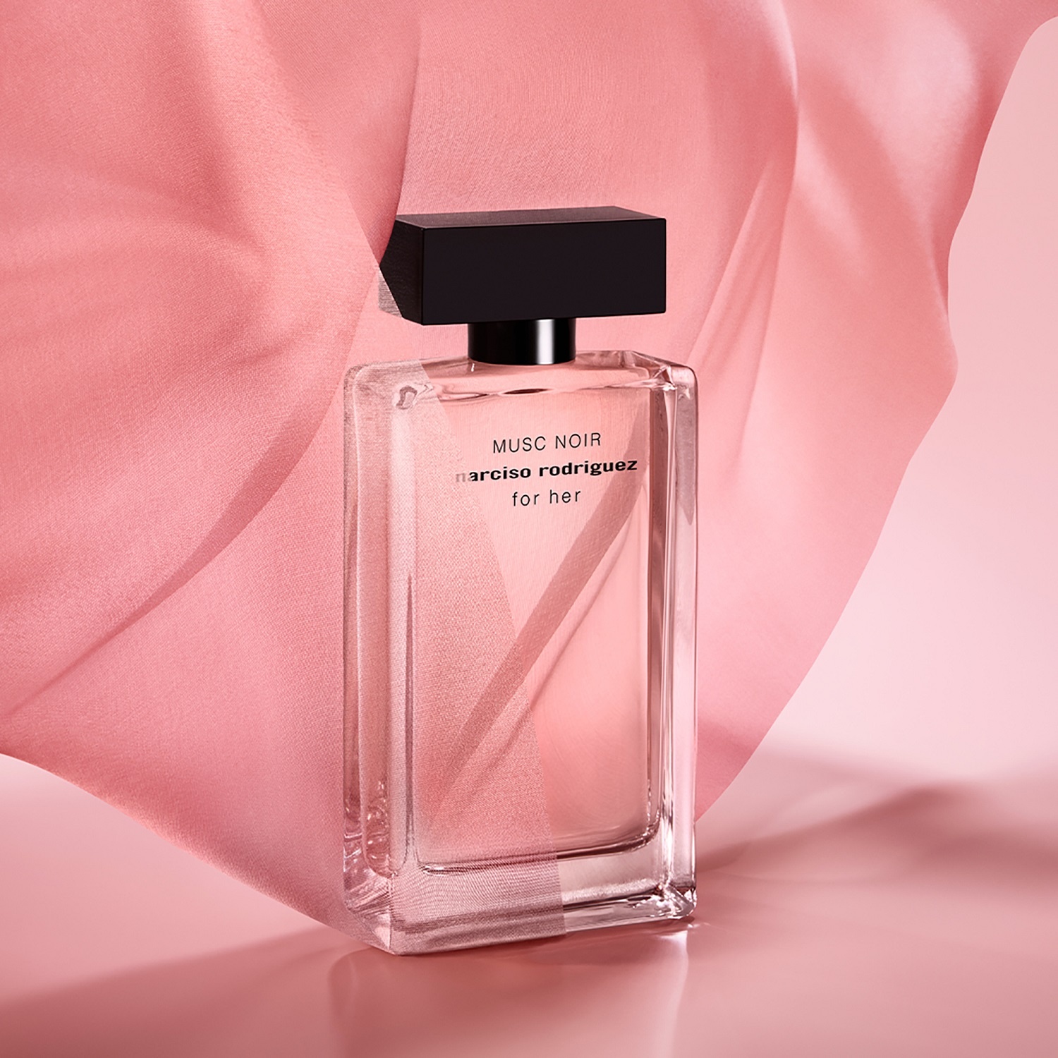 Narciso rodriguez rose musc. Нарциссо Родригес МУСК Нуар. Musc Noir от Narciso Rodriguez. Narciso Rodriguez Musc Noir. Нарциско Родригес МУСК Ноир.