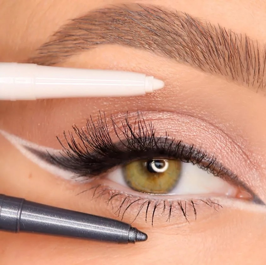 Карандаш для век Mineral Eye Styler