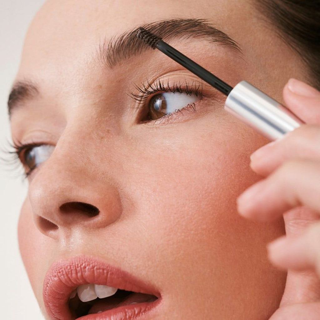 Brow-bar в косметичке: носим нужное с собой