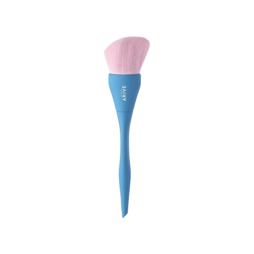 Кисть для румян Blush Brush Soft Touch