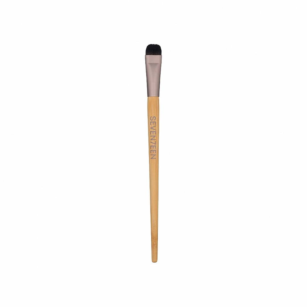 Кисть для теней многофункциональная Definition Brush Bamboo Handle