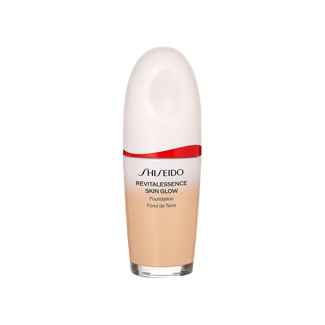 Тональное средство-уход с эффектом сияния SPF 30 Revitalessence