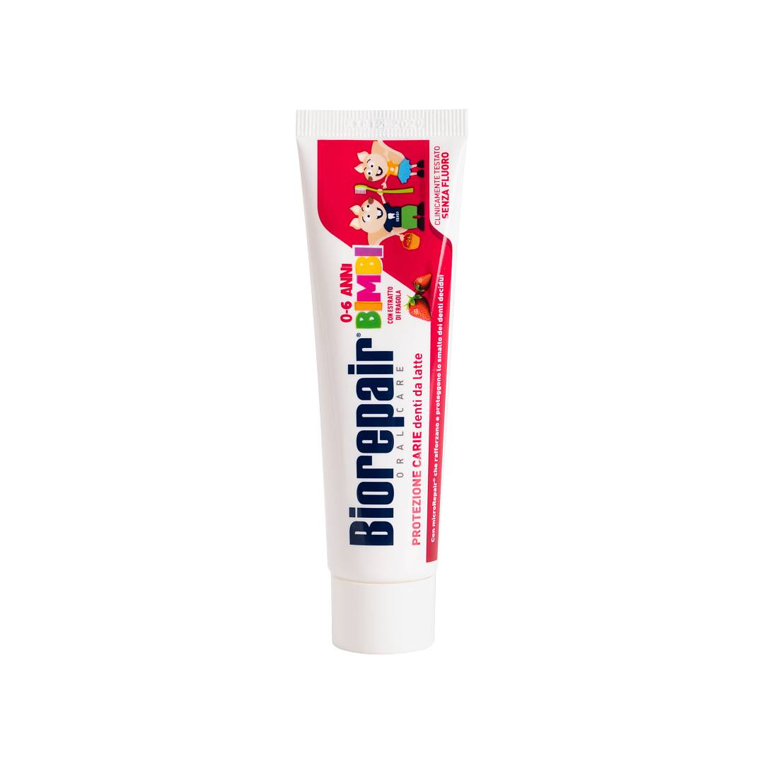 Зубная паста детская Junior Strawberry 0-6 лет