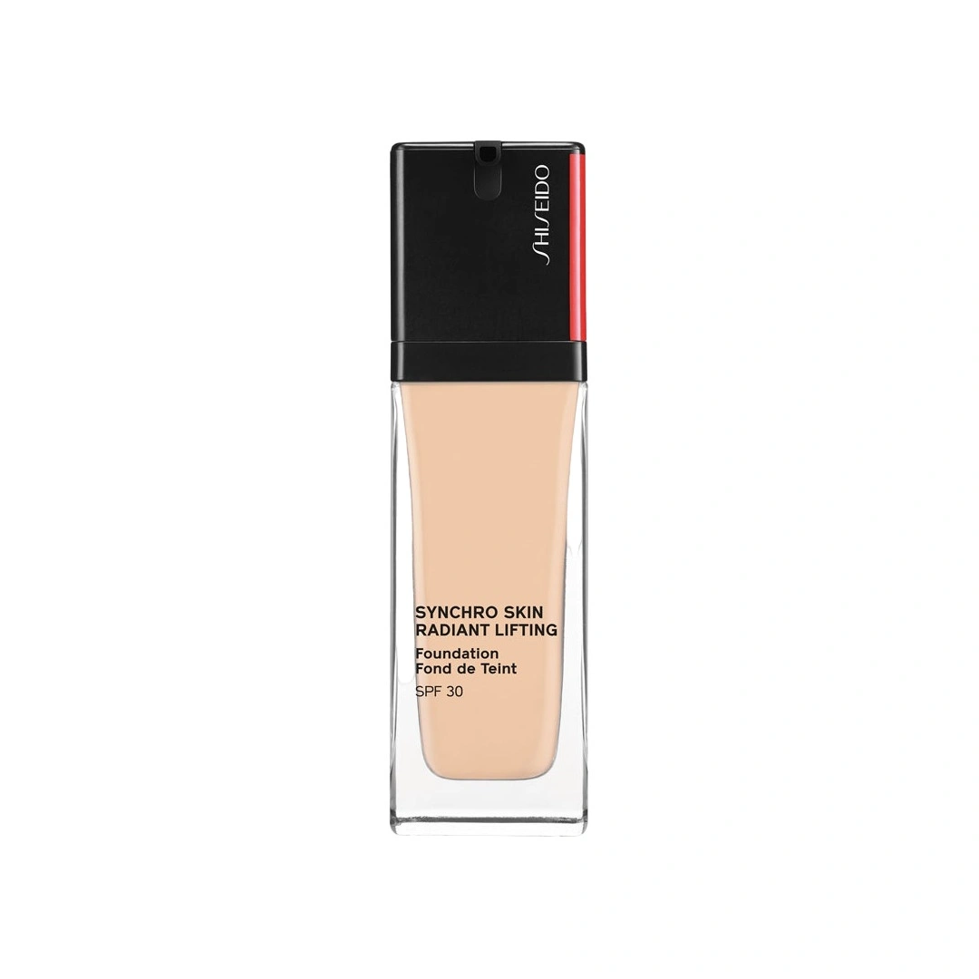 Тональное средство с эффектом сияния и лифтинга Synchro Skin SPF30 купить в VISAGEHALL