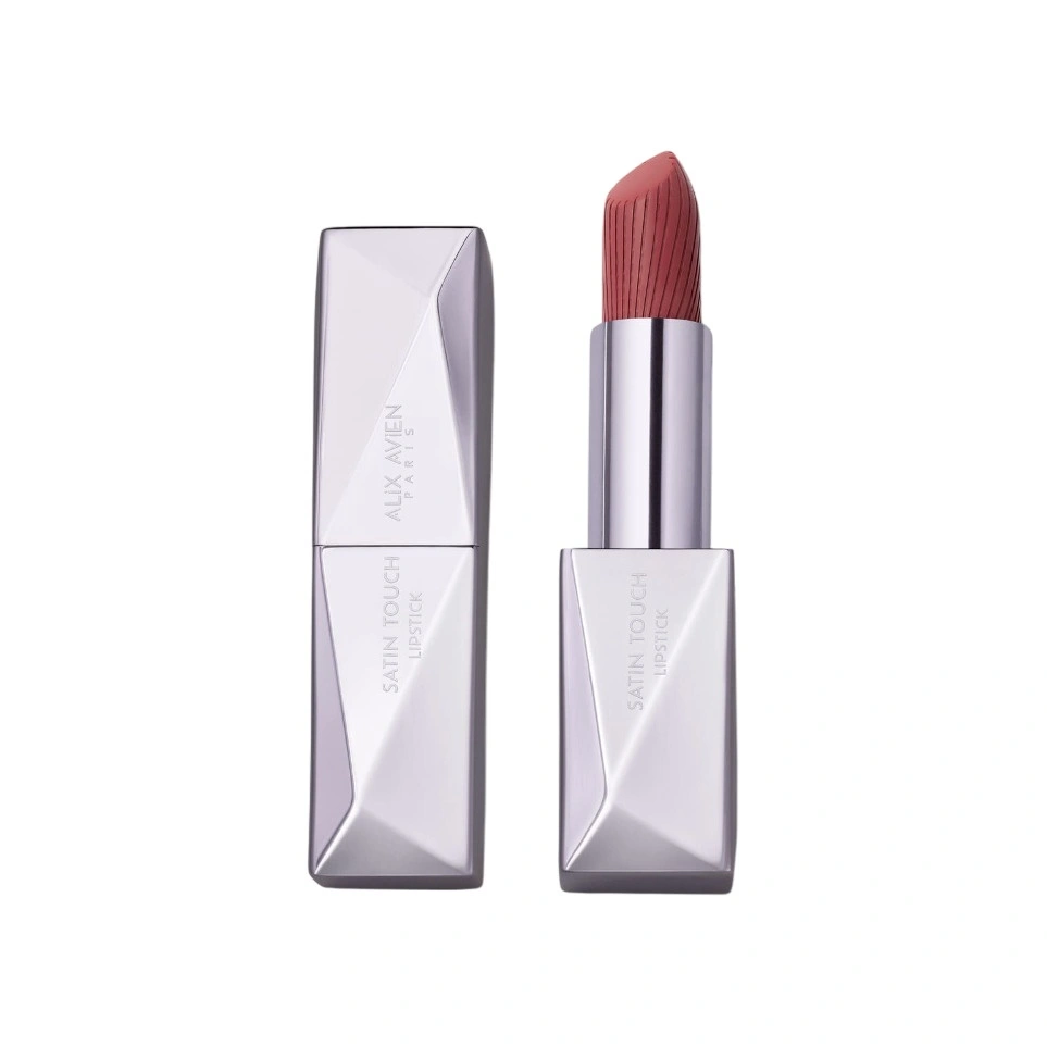 Помада для губ Lipstick Satin Touch купить в VISAGEHALL