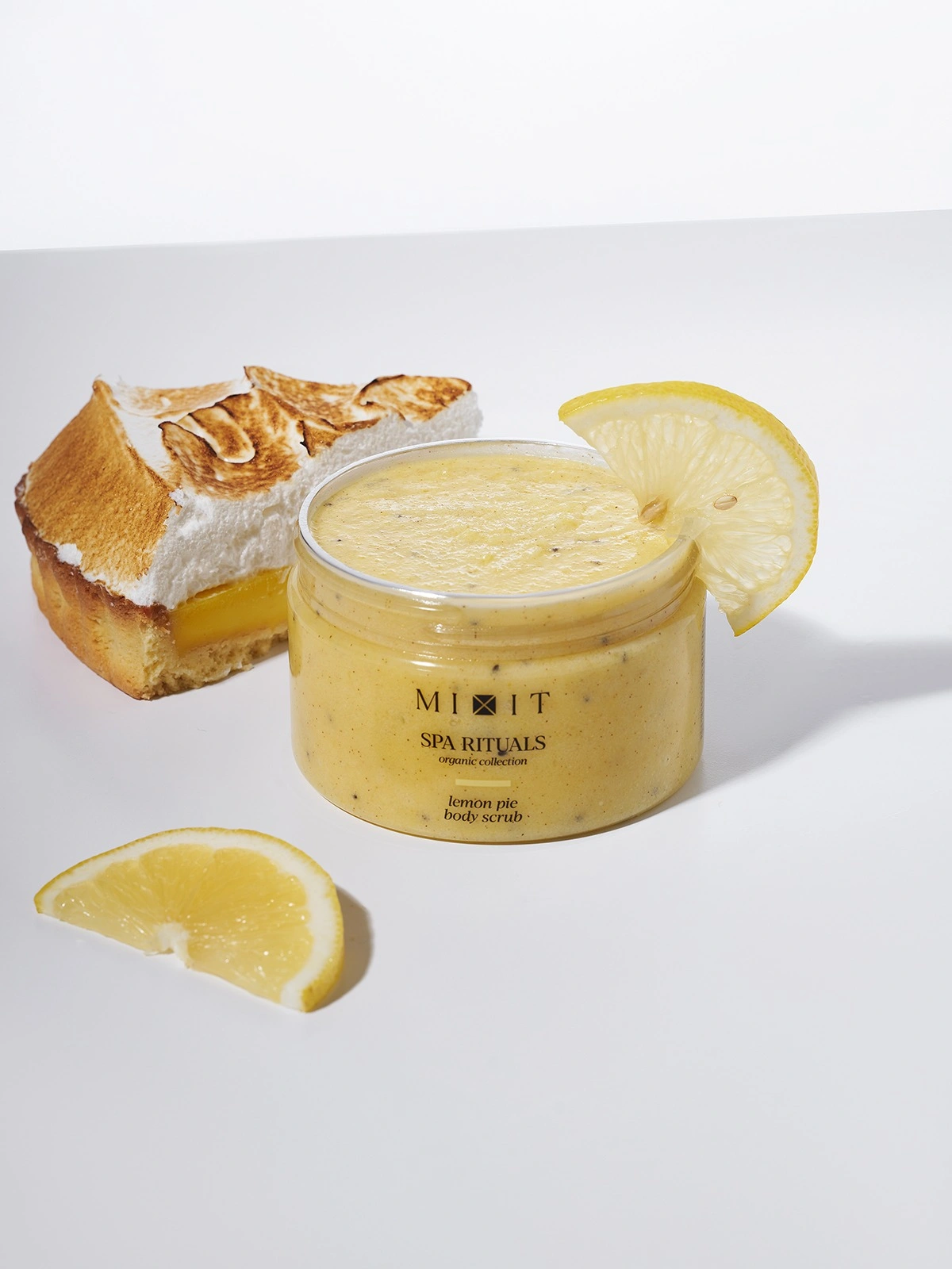 Скраб-бальзам для тела соляной с ароматом лимонного пирога купить в VISAGEHALL