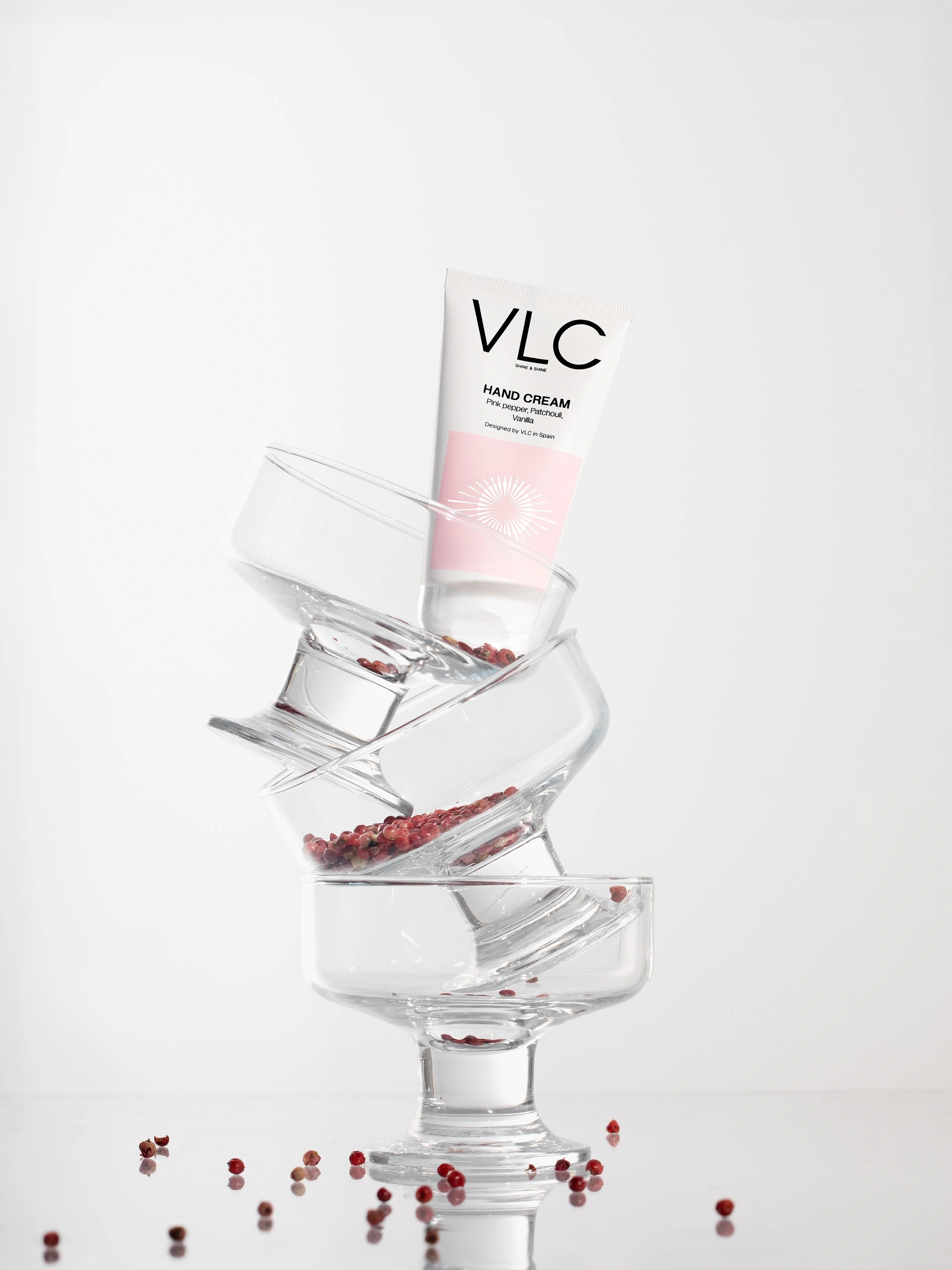 Крем для рук питательный Pink pepper, Patchouli, Vanilla купить в VISAGEHALL