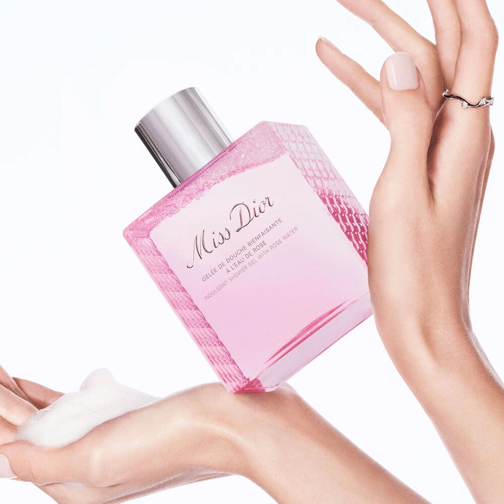 Гель для душа Miss Dior  купить в VISAGEHALL