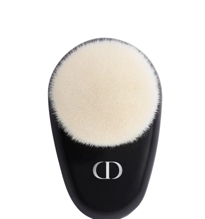 Dior dior backstage face brush 11 VISAGEHALL