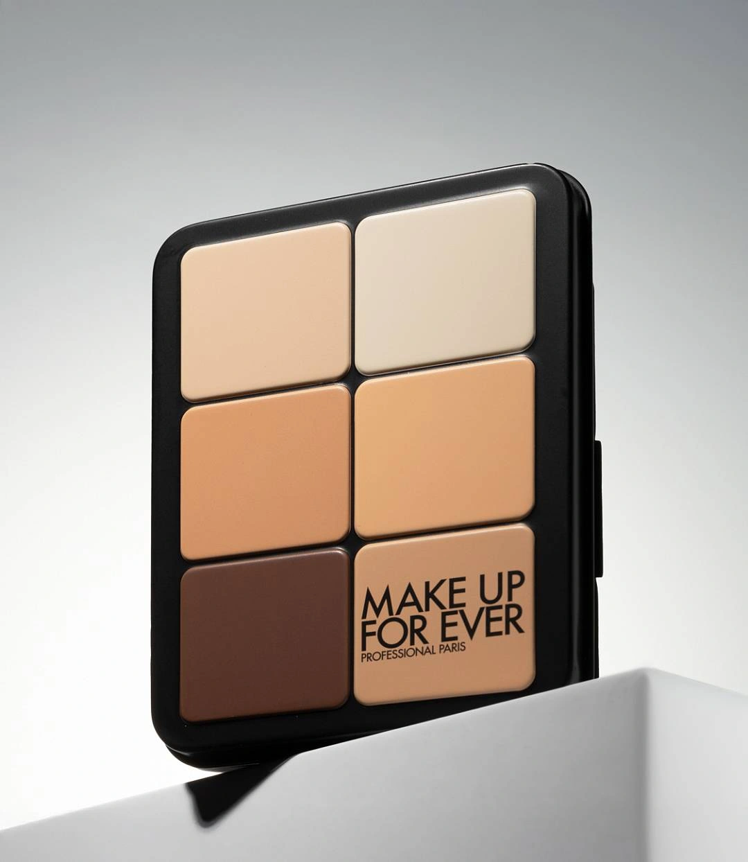  MAKE UP FOR EVER